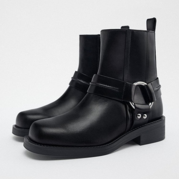 NWT. Zara Black Leather Flat Biker Boots. Size 8. - Picture 2 of 8